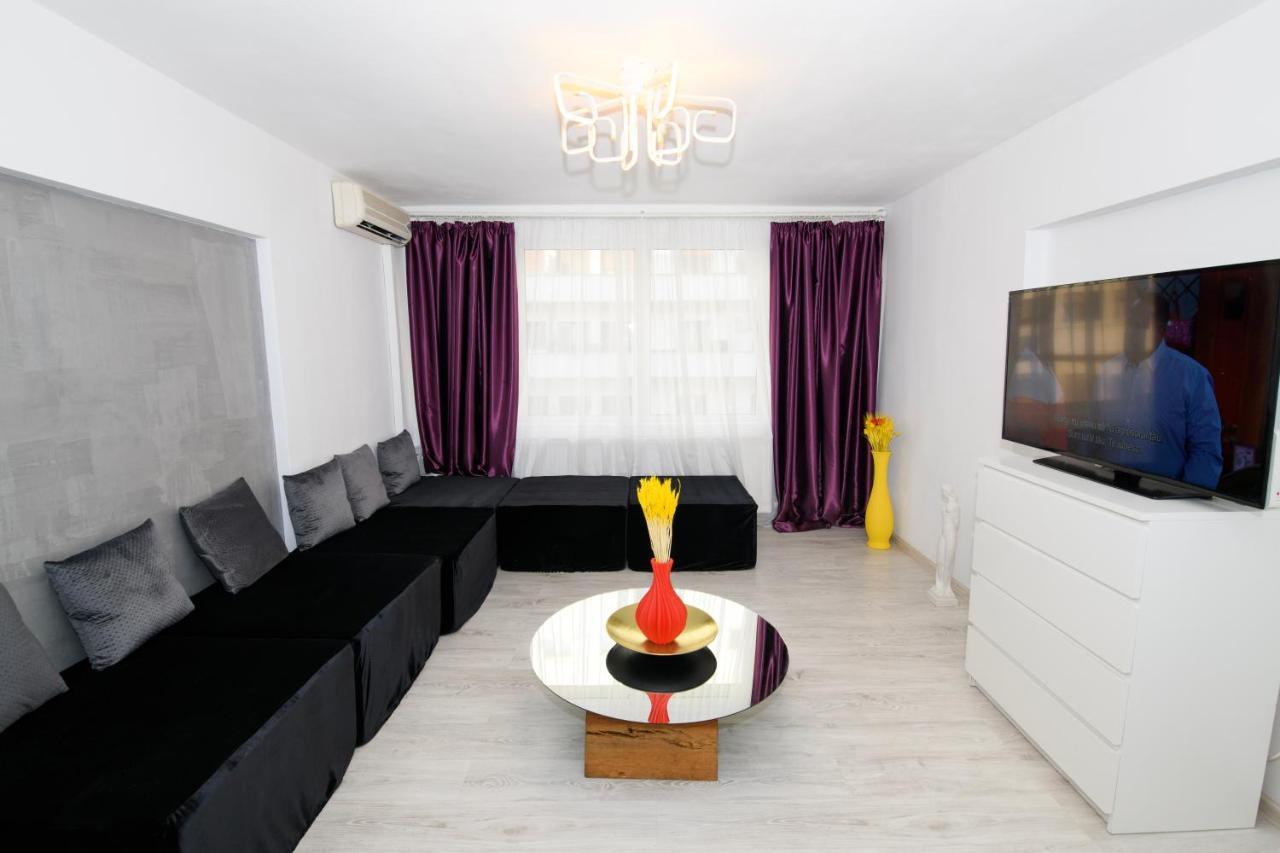 Appartamento Musical Apartament Bucarest Esterno foto